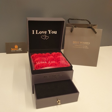 Шкатулка для украшений с мыльными розами "I love you" 